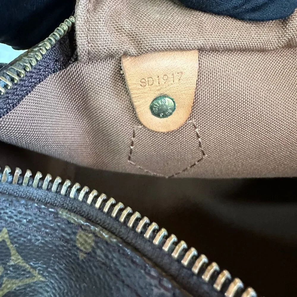 ❌SOLD❌Authentic Louis Vuitton Monogram Speedy 30 Handbag - Picture 16 of 16